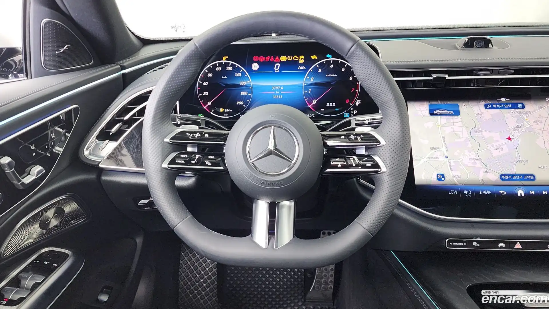 E-Class Mercedes-Benz 2024.5-OPTION-017