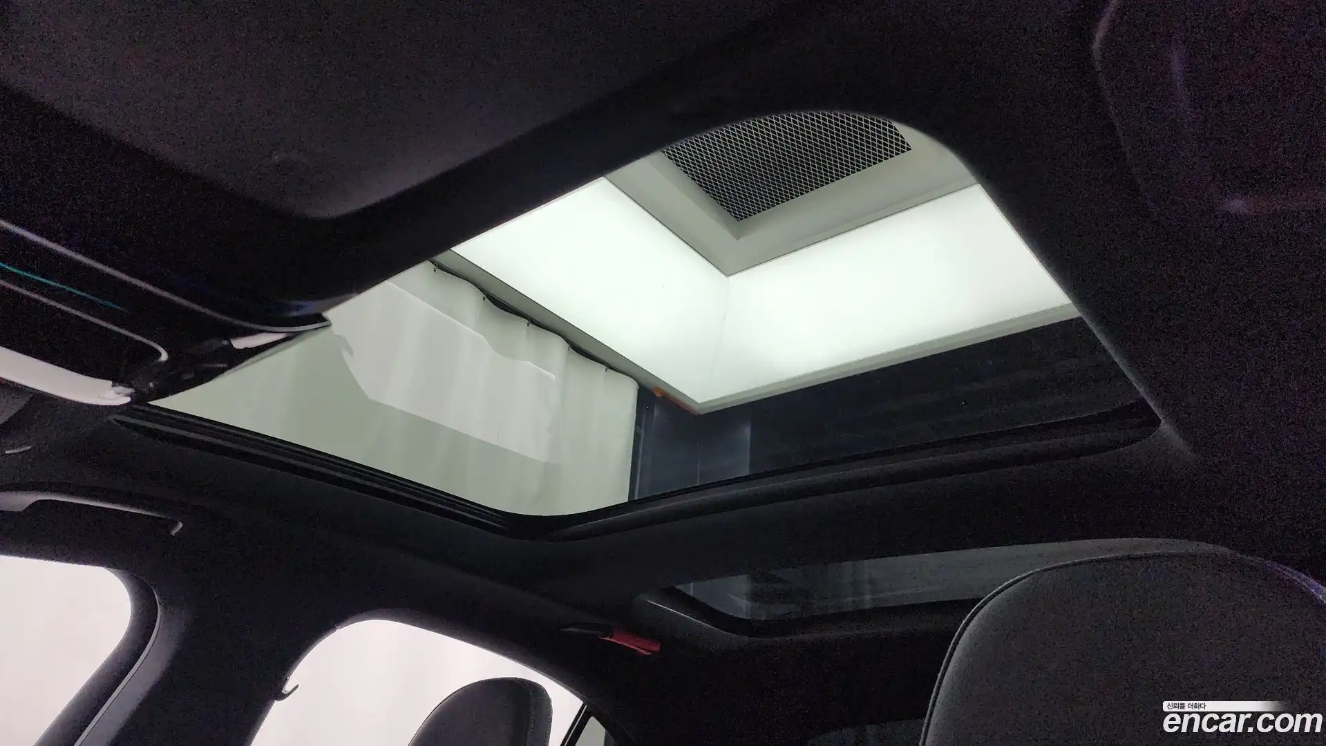 E-Class Mercedes-Benz 2024.5-OPTION-022