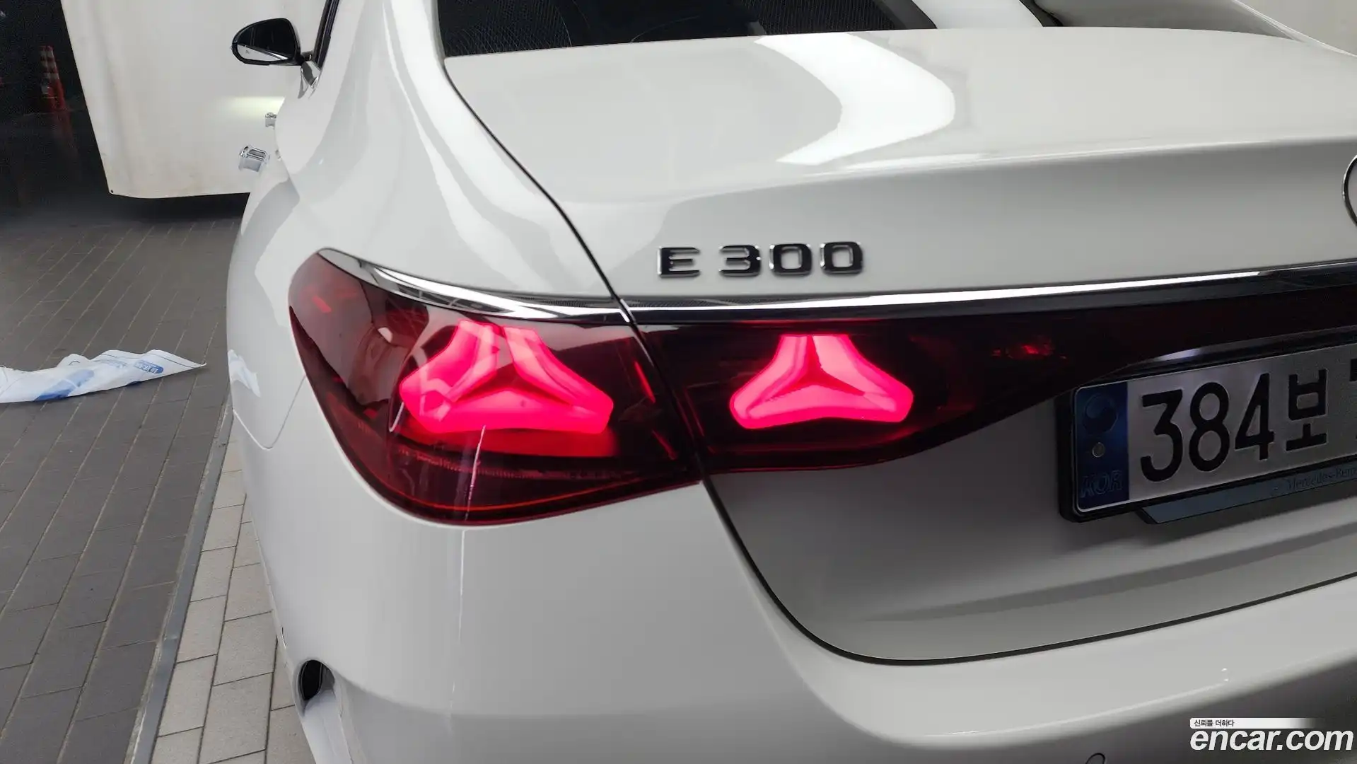 E-Class Mercedes-Benz 2024.5-OUTER-033