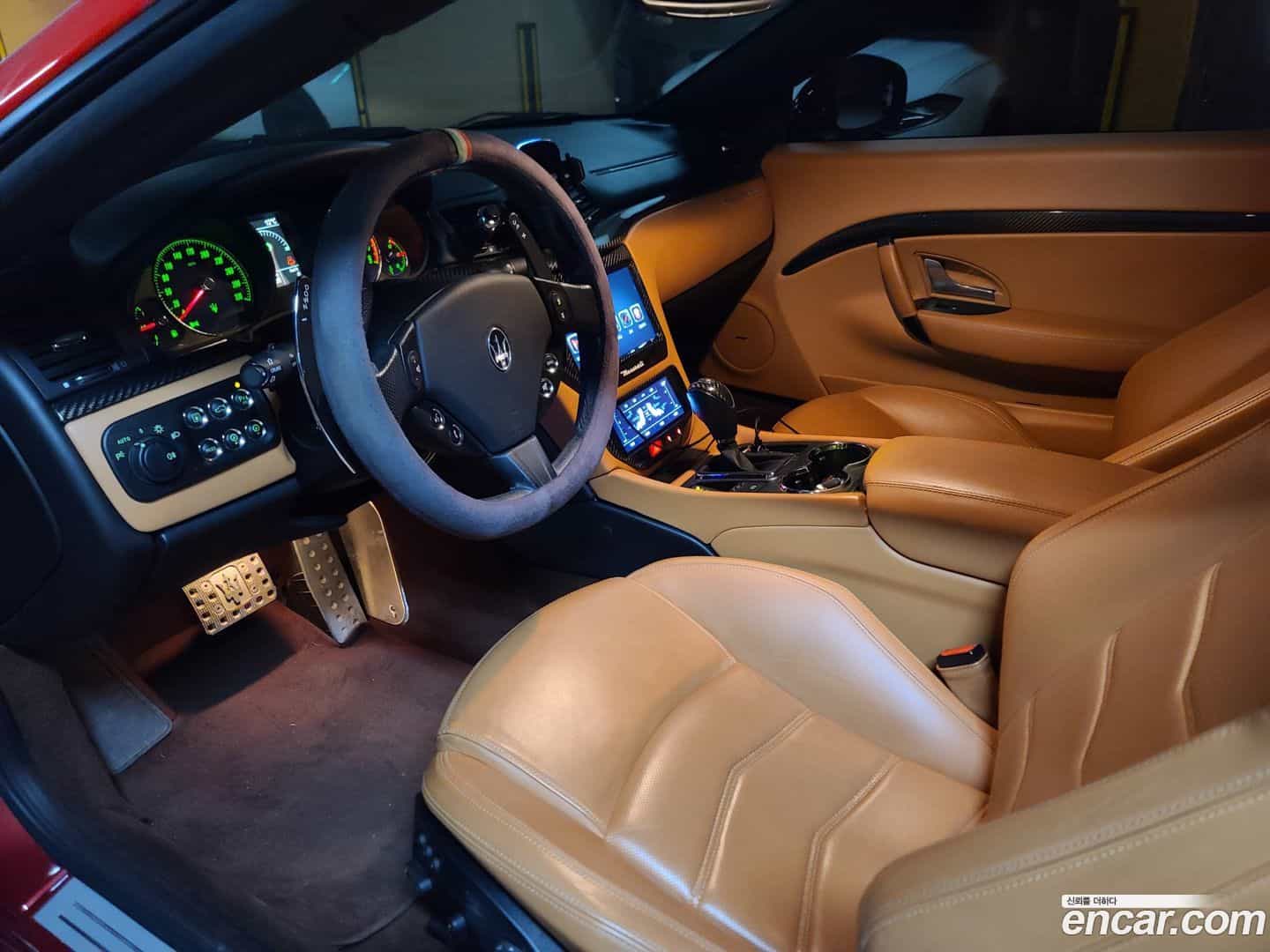 Gran Cabrio Maserati 2014.5-INNER-007