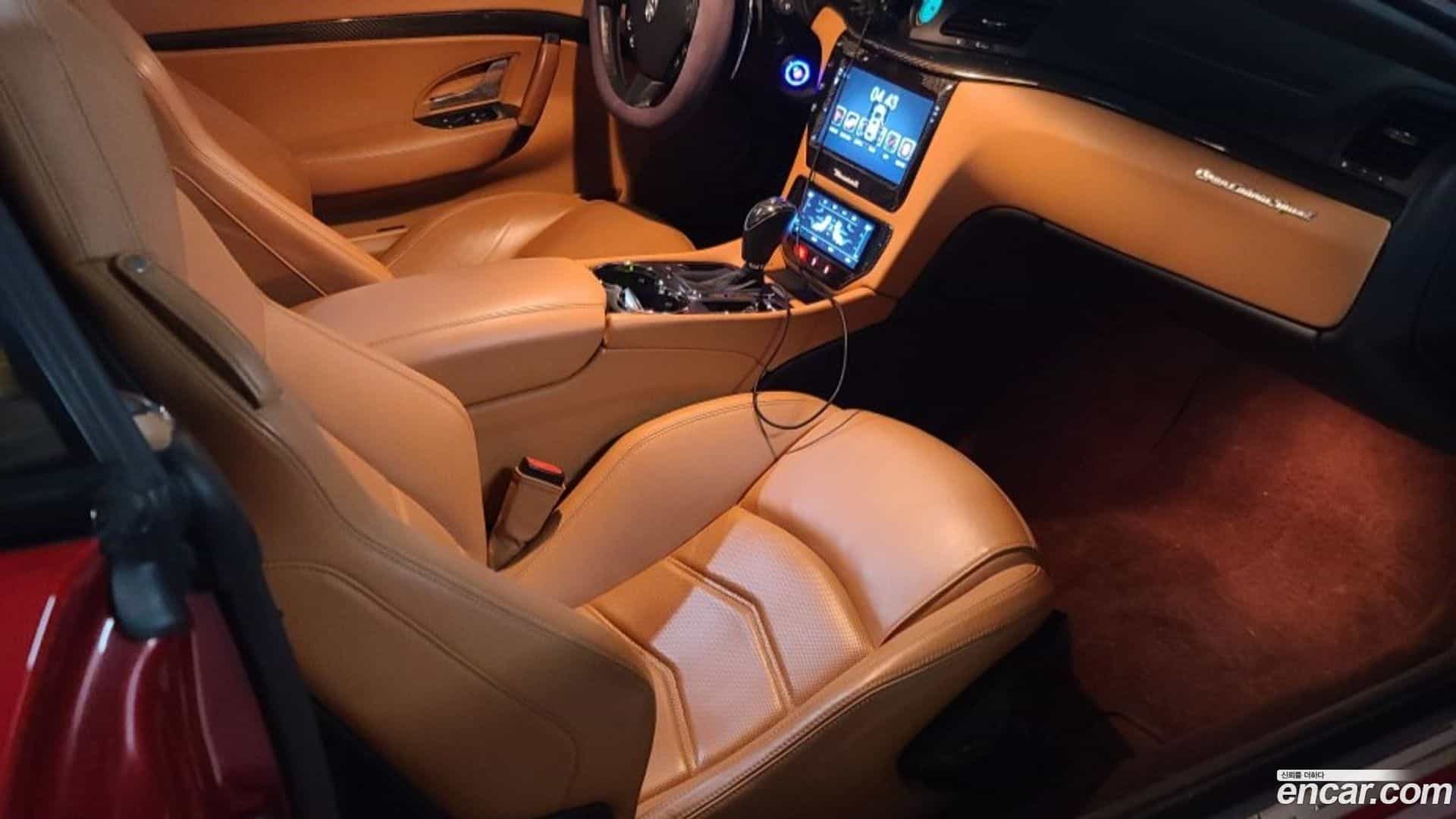 Gran Cabrio Maserati 2014.5-INNER-010