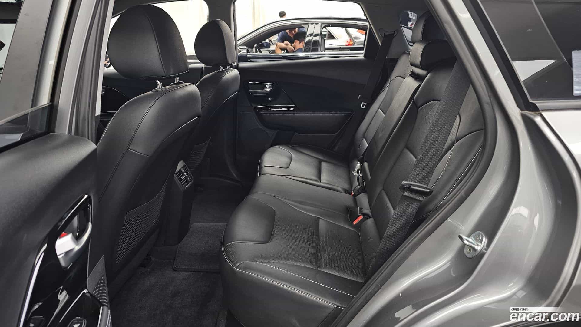 Niro Kia 2021.8-INNER-036