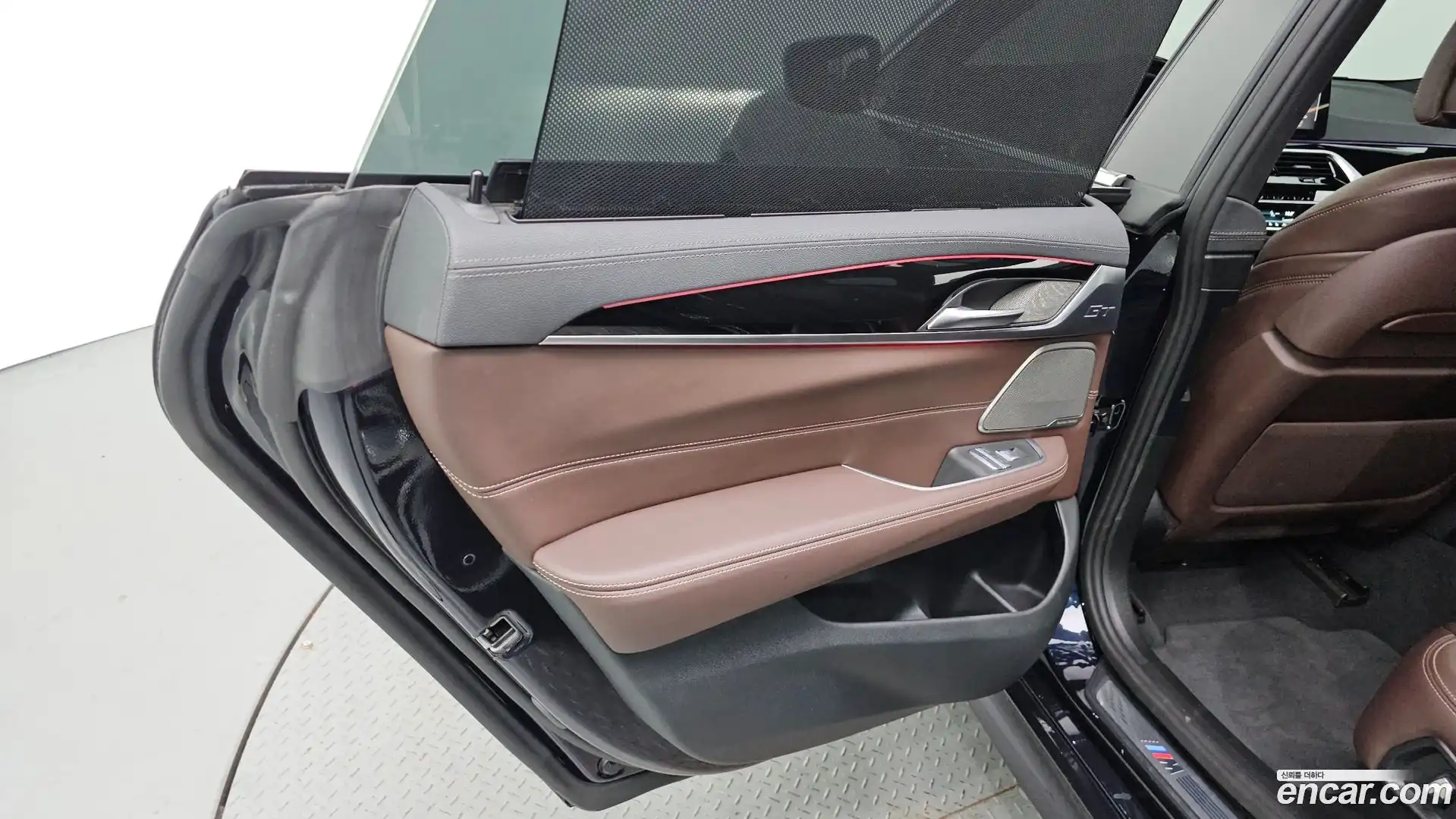 Gran Turismo BMW 2023.8-INNER-035