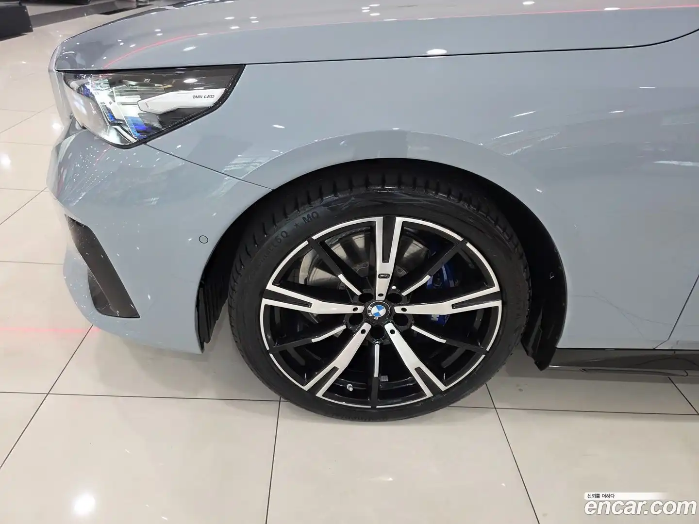 5-Series BMW 2025.10-OPTION-018