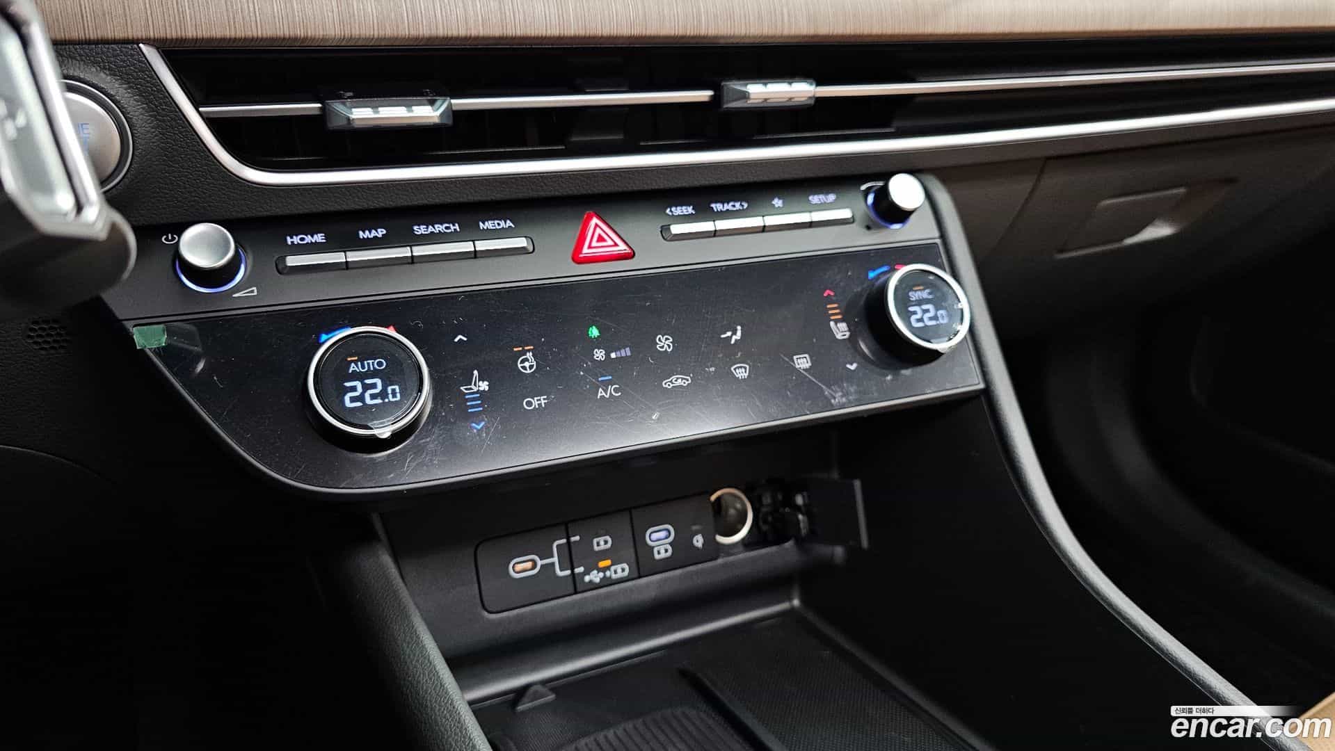 Sonata Hyundai 2023.8-OPTION-021