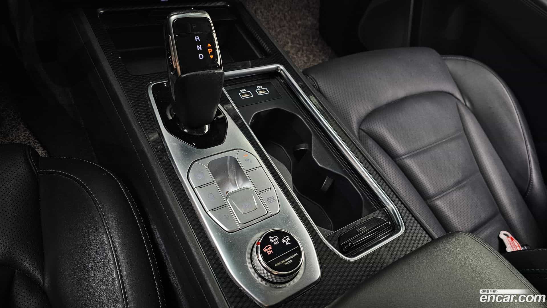 Rexton KG Mobility 2021.5-INNER-009