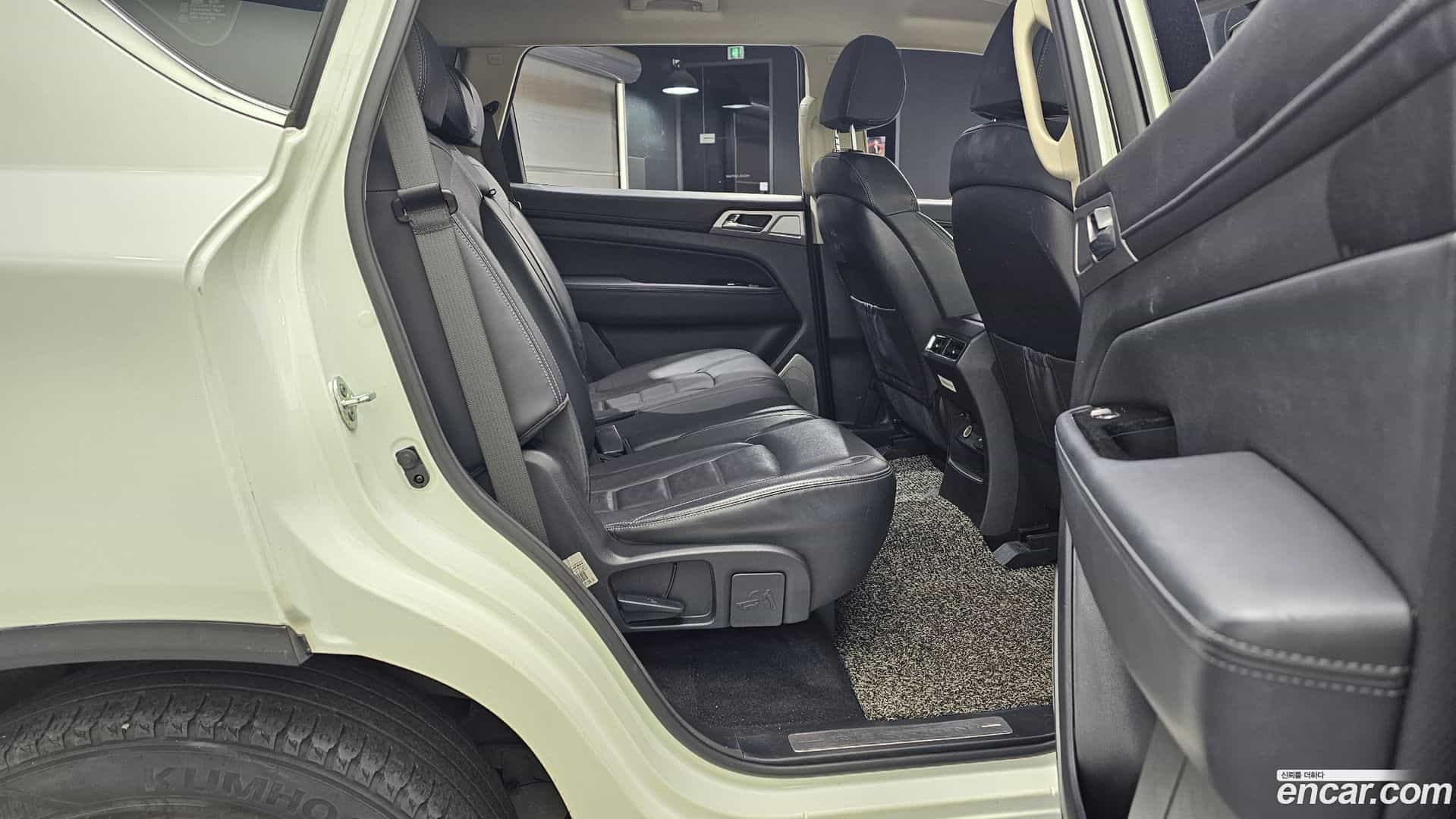 Rexton KG Mobility 2021.5-OPTION-016