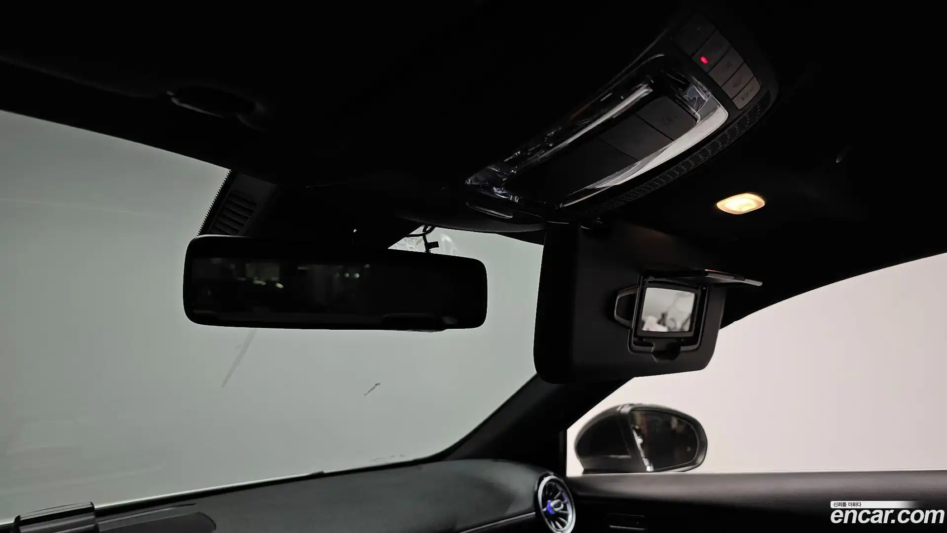 A-Class Mercedes-Benz 2020.7-OPTION-043