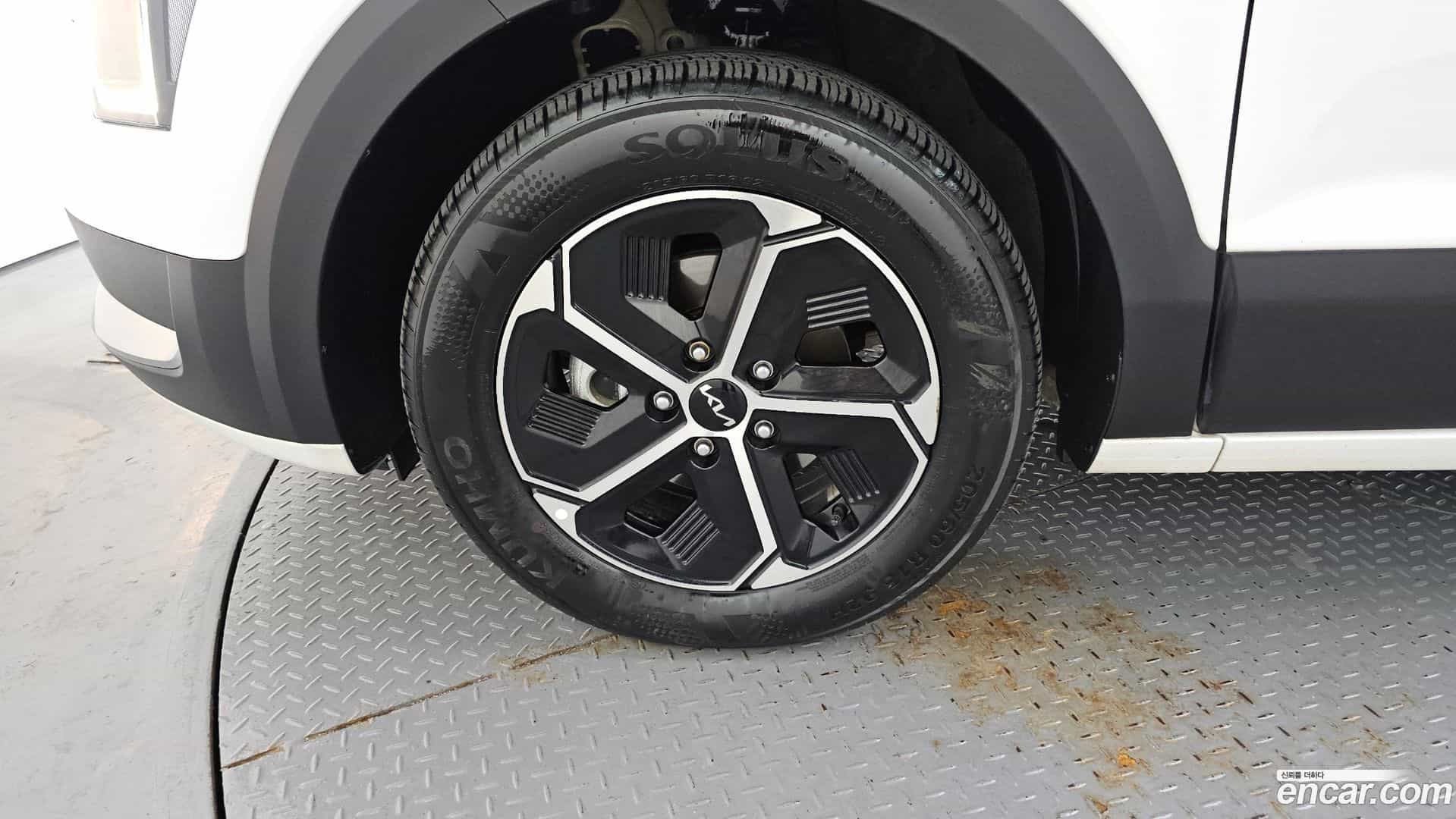 Niro Kia 2023.4-OUTER-005