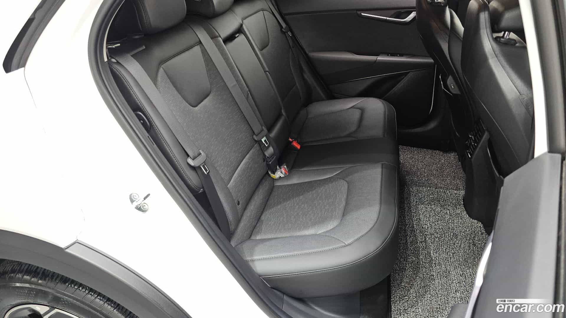 Niro Kia 2023.4-OPTION-016
