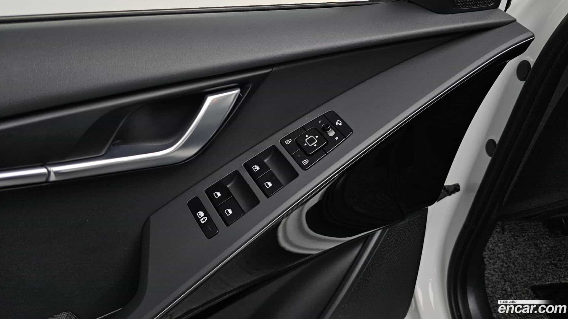 Niro Kia 2023.4-OPTION-021
