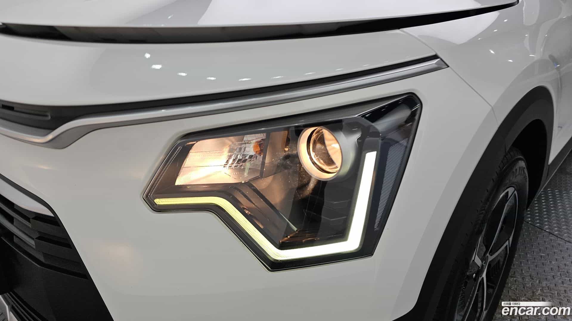 Niro Kia 2023.4-OUTER-032