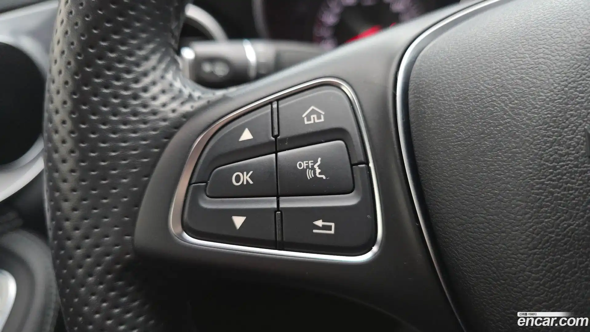 C-Class Mercedes-Benz 2015.3-OPTION-020
