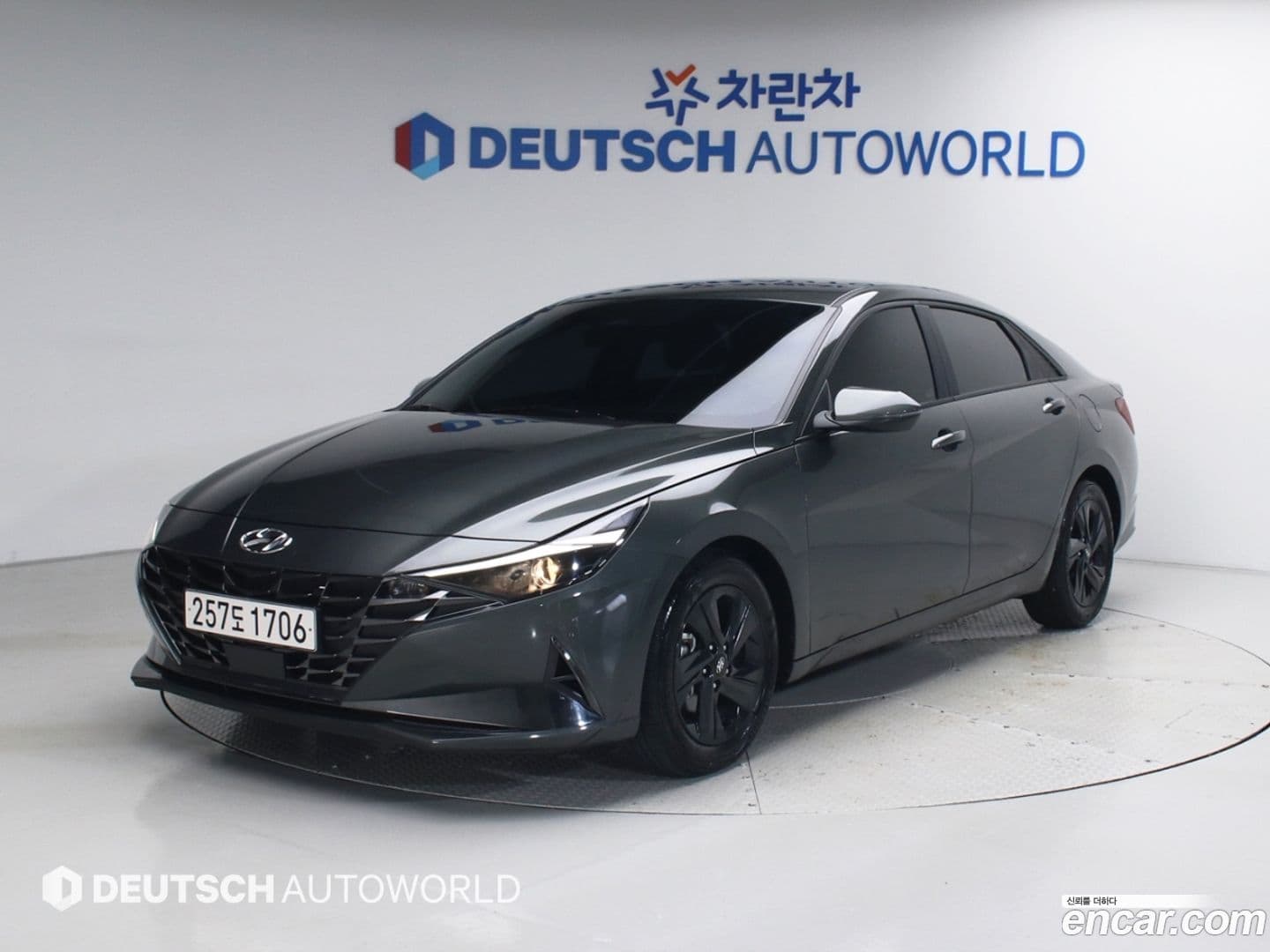Main__Slider__Photo:AVANTE Hyundai 2022.9-0