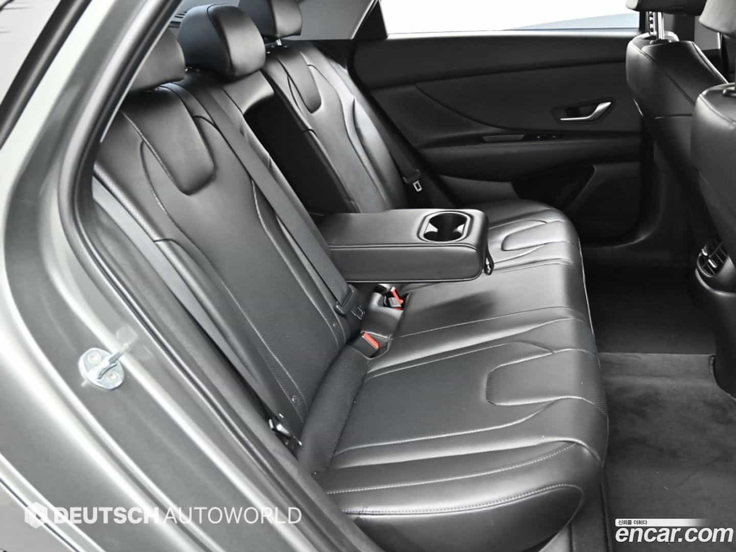 AVANTE Hyundai 2022.9-OPTION-016