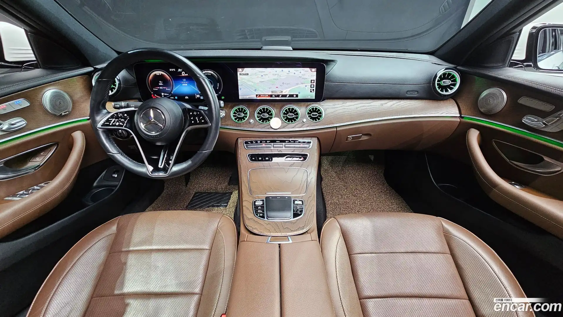 E-Class Mercedes-Benz 2020.11-INNER-007