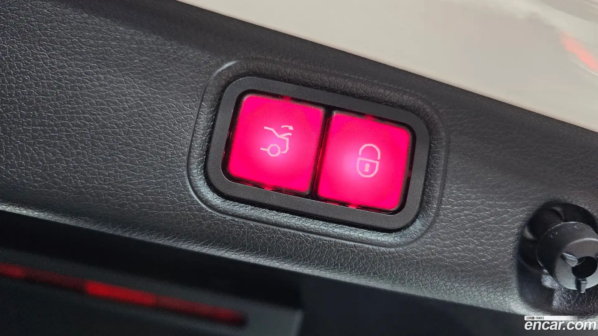E-Class Mercedes-Benz 2020.11-OPTION-021