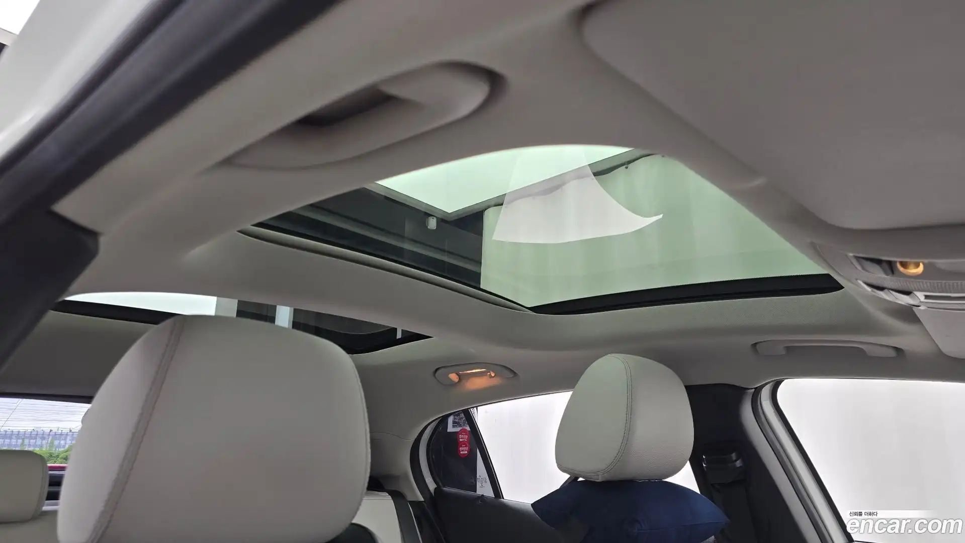 GLA-Class Mercedes-Benz 2019.5-OPTION-021
