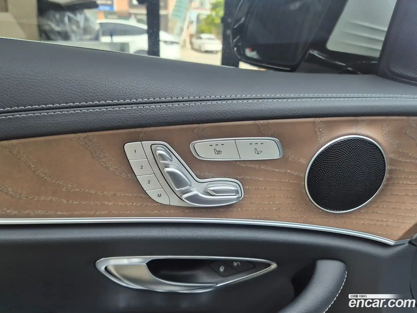 E-Class Mercedes-Benz 2021.3-OPTION-020