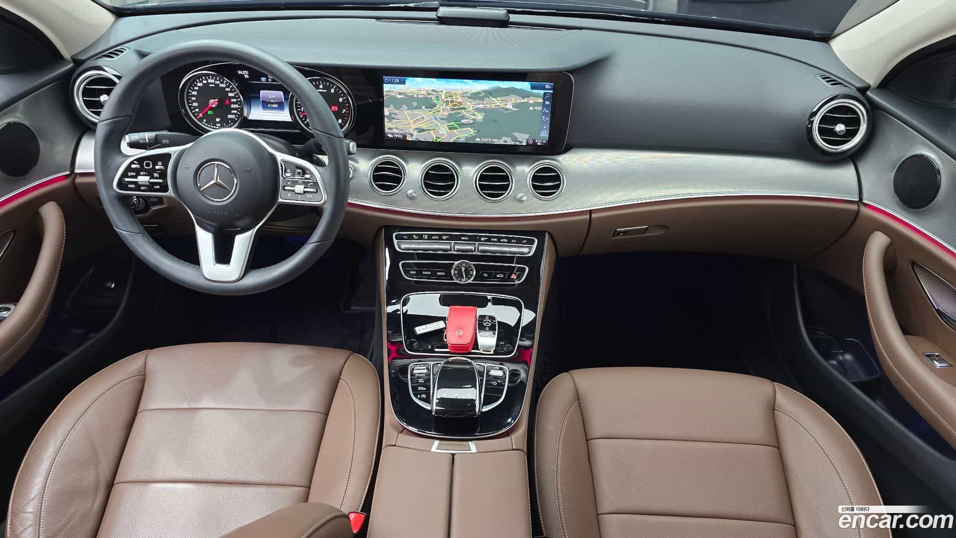 E-Class Mercedes-Benz 2019.0-INNER-007