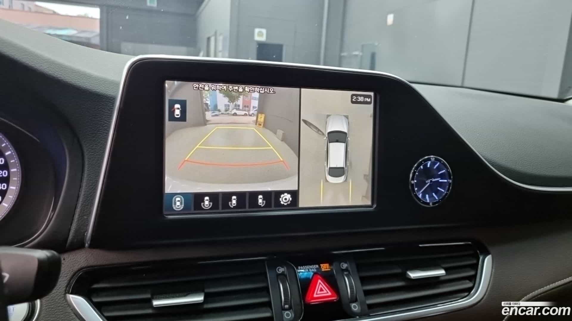 Grandeur Hyundai 2019.3-OPTION-015