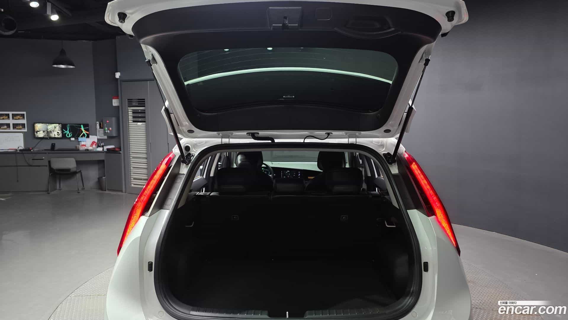 Niro Kia 2022.0-OPTION-024