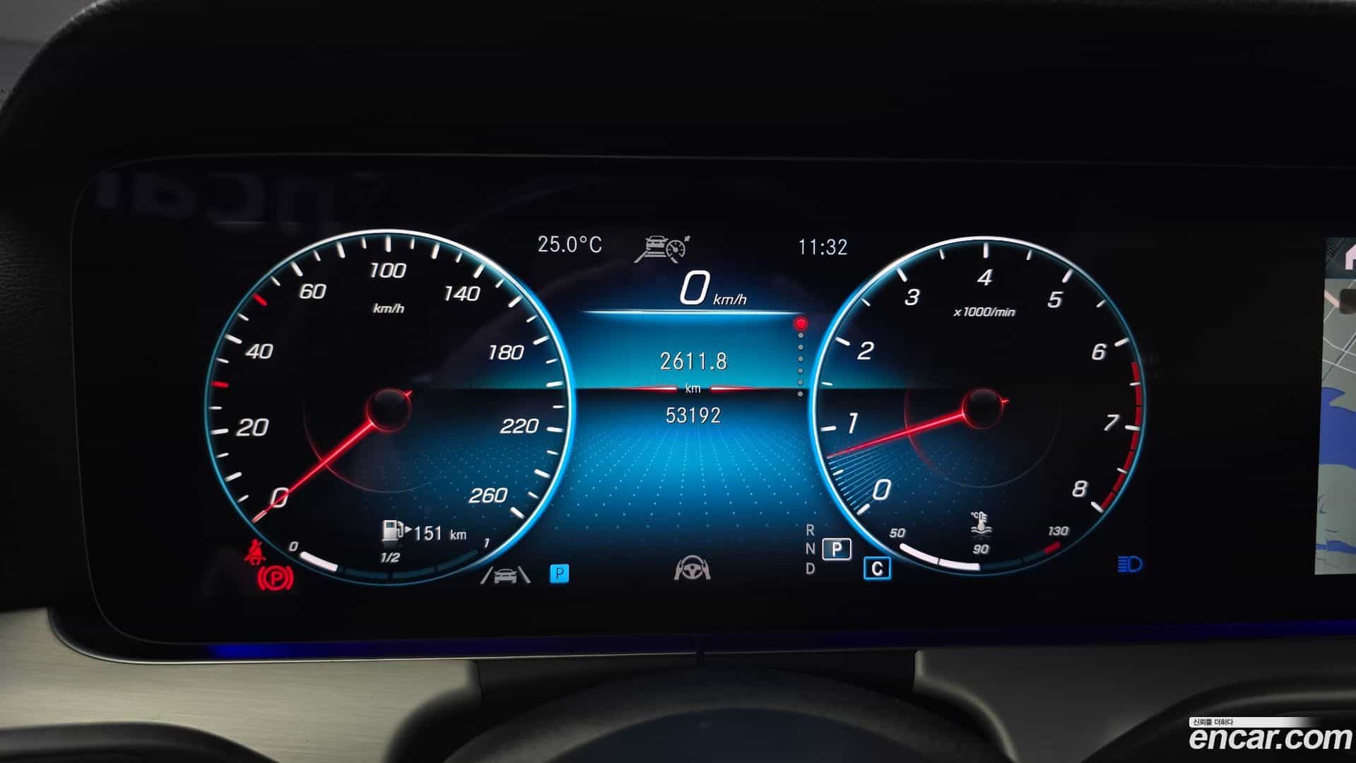 E-Class Mercedes-Benz 2021.7-INNER-008