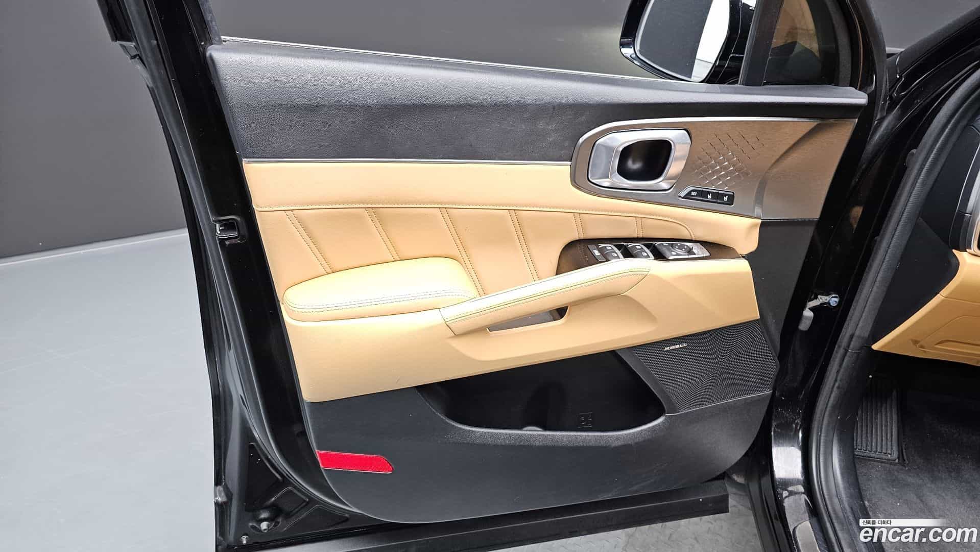 Sorento Kia 2021.6-INNER-034