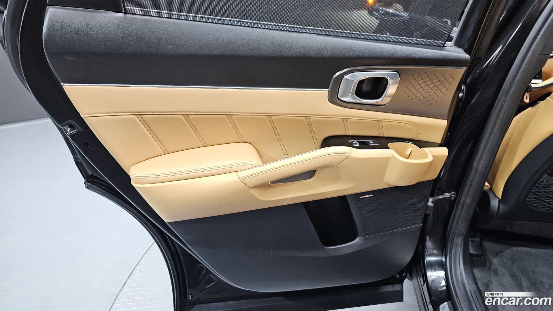 Sorento Kia 2021.6-INNER-035
