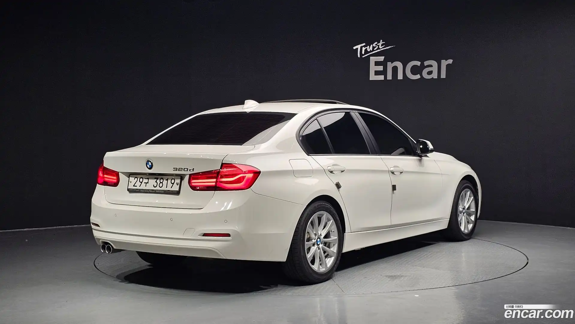 3-Series BMW 2018.10-OUTER-002