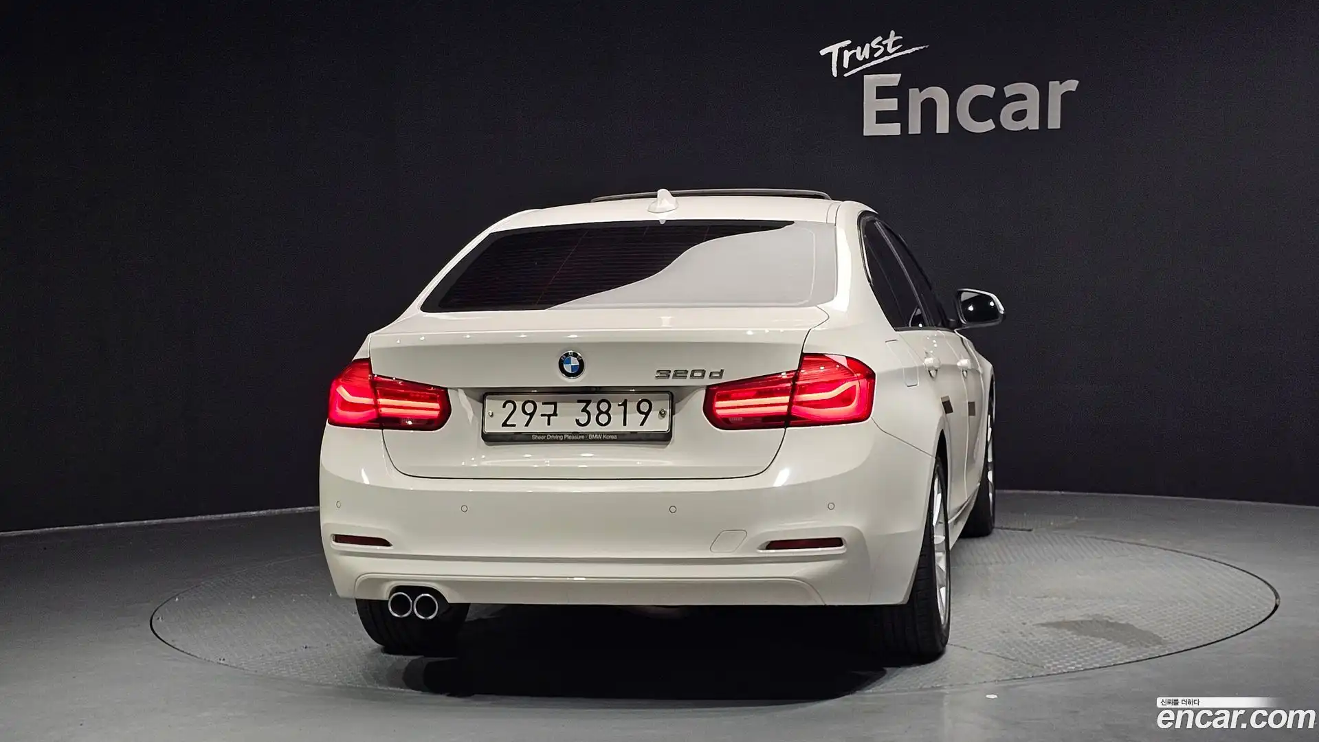3-Series BMW 2018.10-OUTER-004