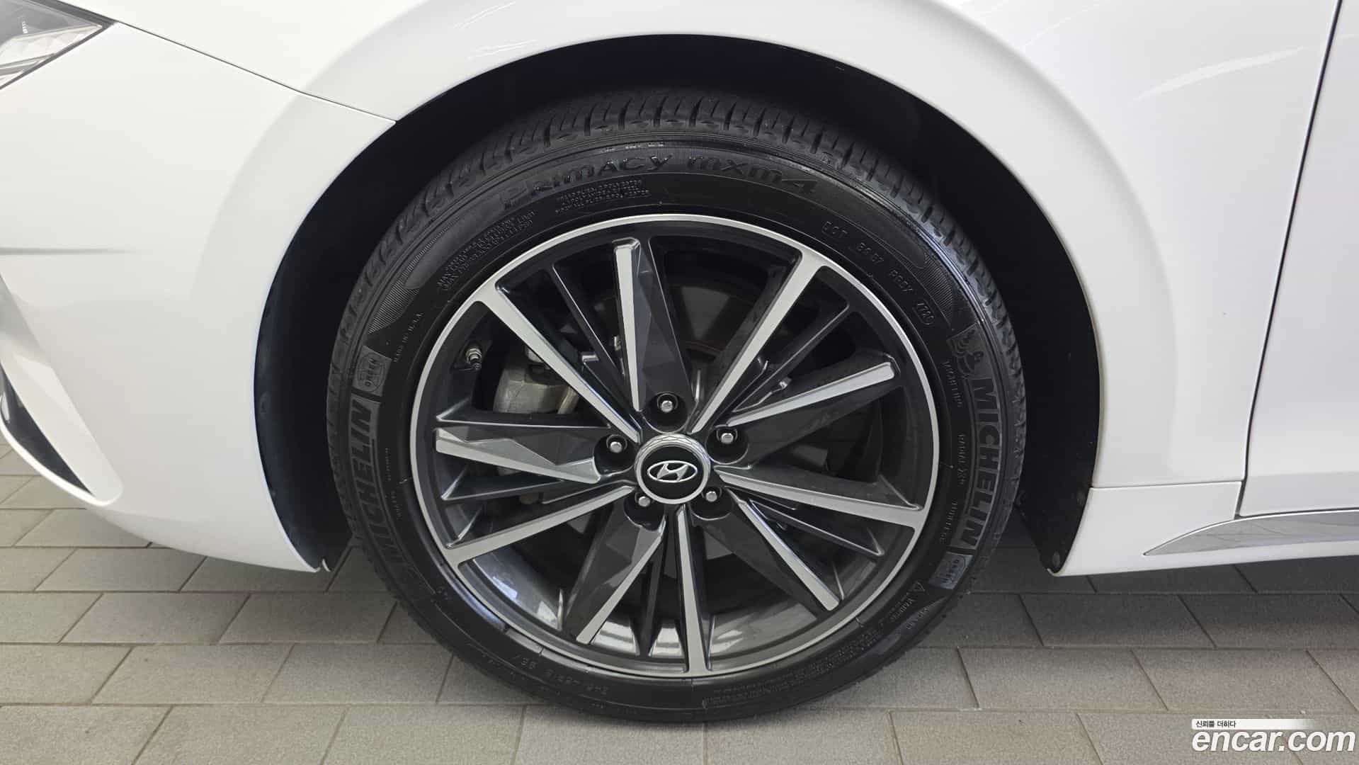 Grandeur Hyundai 2021.5-OUTER-005