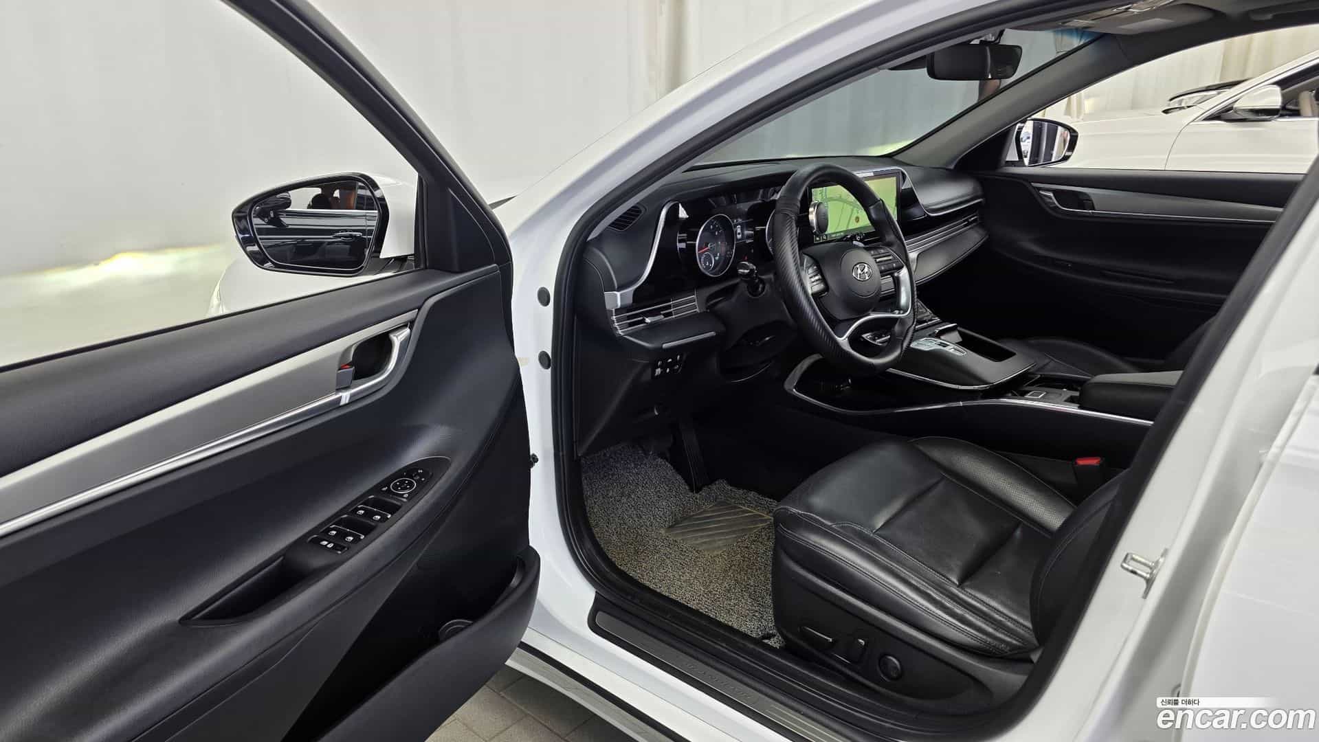 Grandeur Hyundai 2021.5-INNER-010