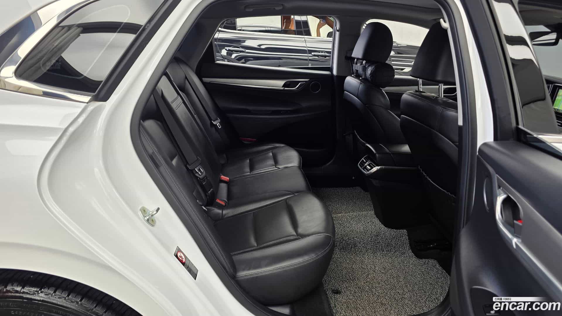 Grandeur Hyundai 2021.5-OPTION-016