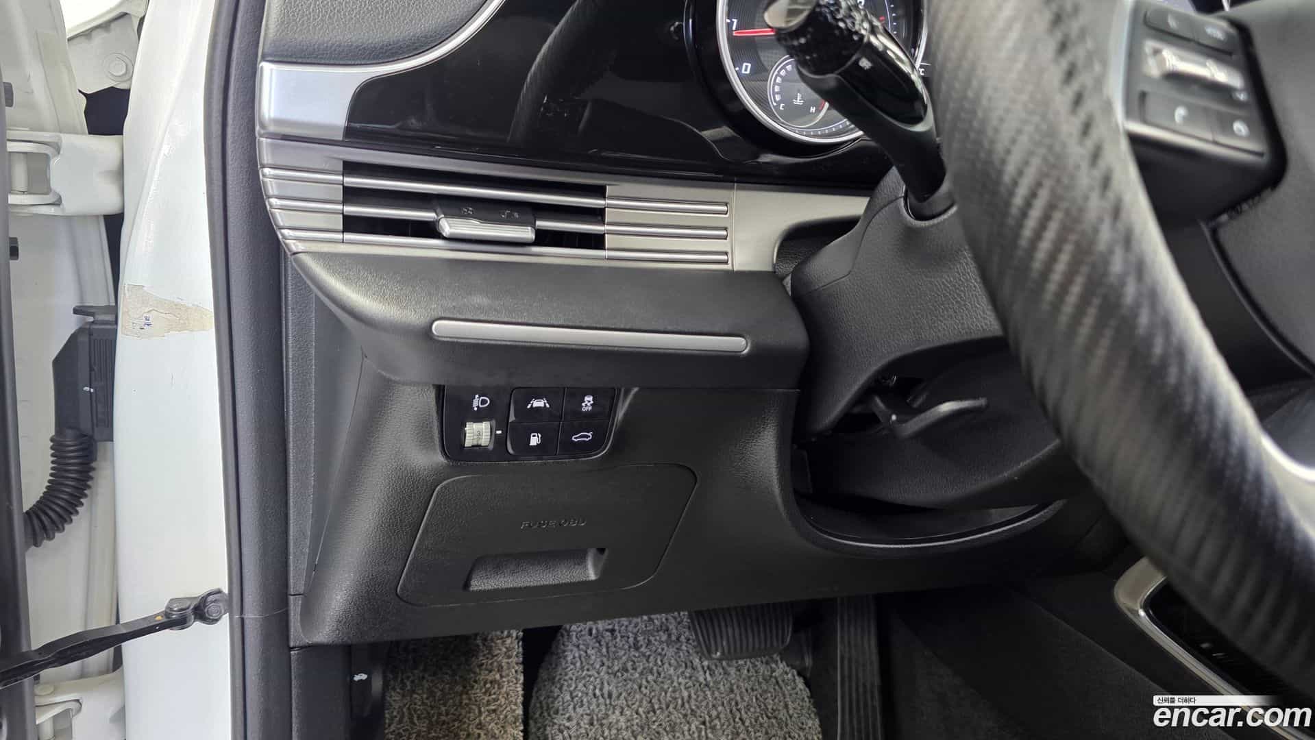 Grandeur Hyundai 2021.5-OPTION-020