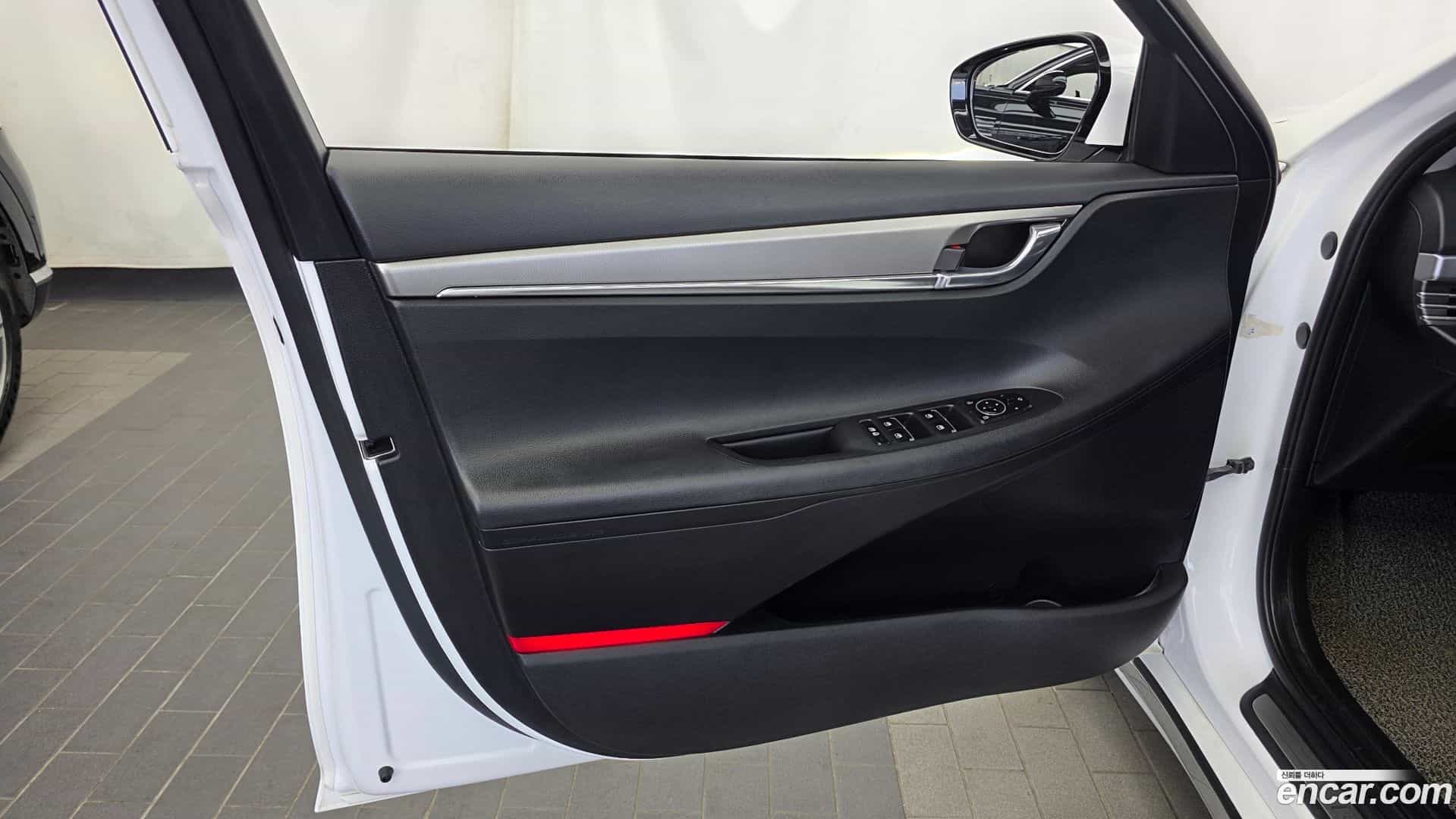 Grandeur Hyundai 2021.5-INNER-034