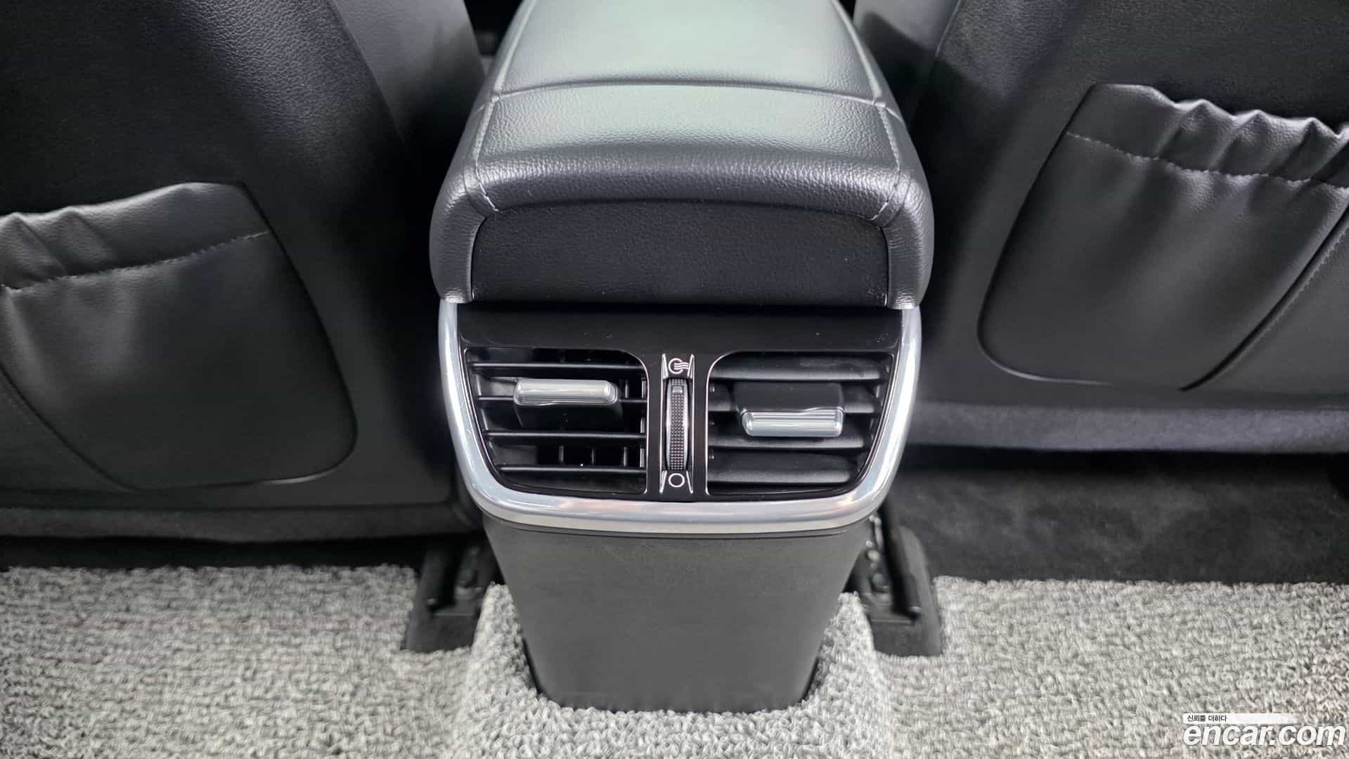 Grandeur Hyundai 2021.5-OPTION-044