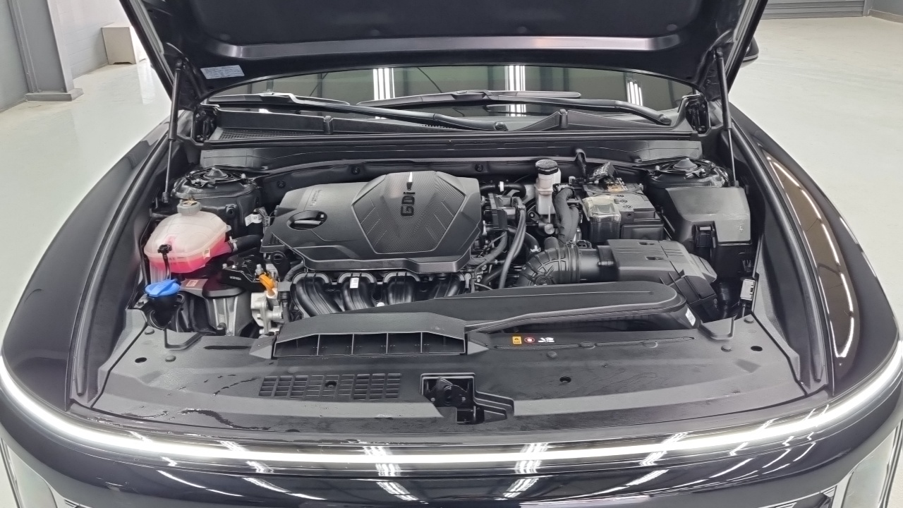 Grandeur Hyundai 2023.10-OUTER-006