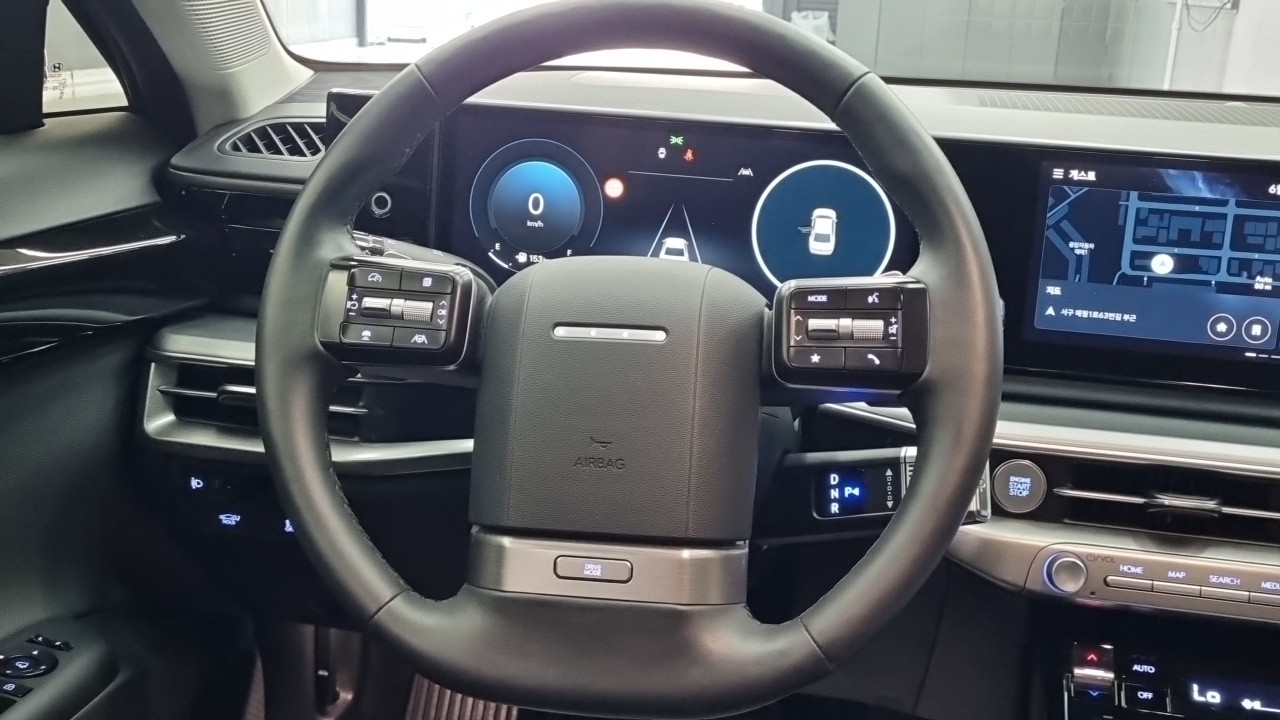 Grandeur Hyundai 2023.10-OPTION-016