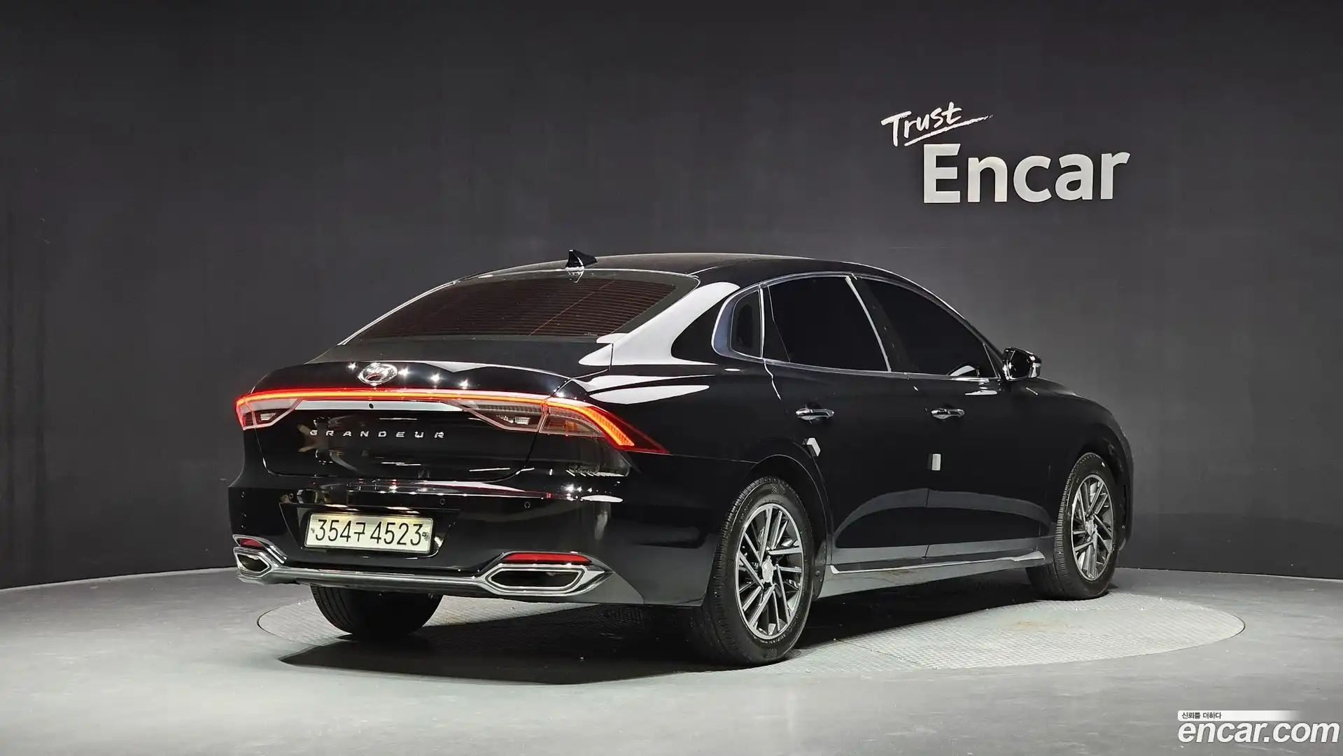 Grandeur Hyundai 2022.6-OUTER-002