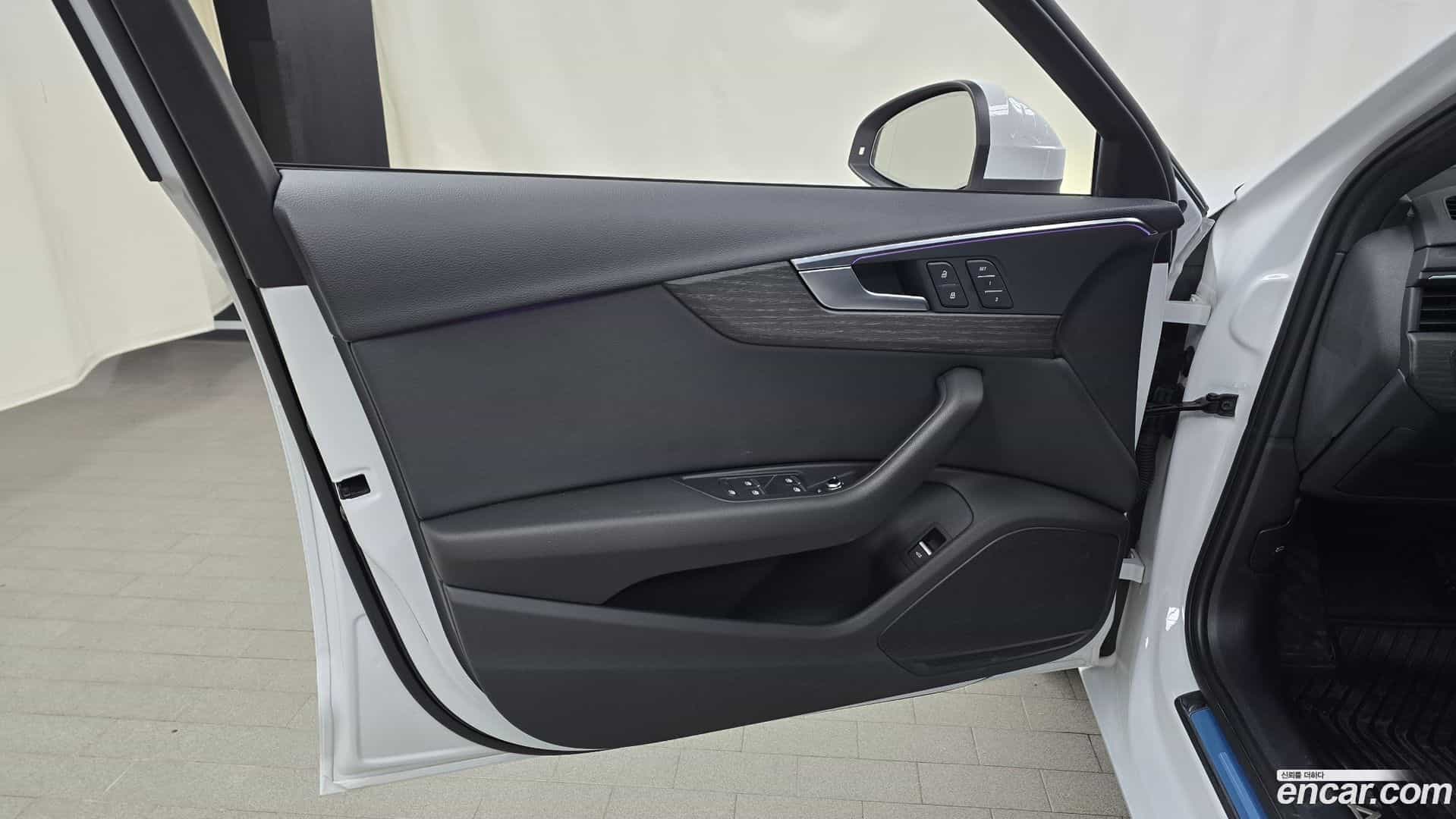 A4 Audi 2019.11-INNER-034