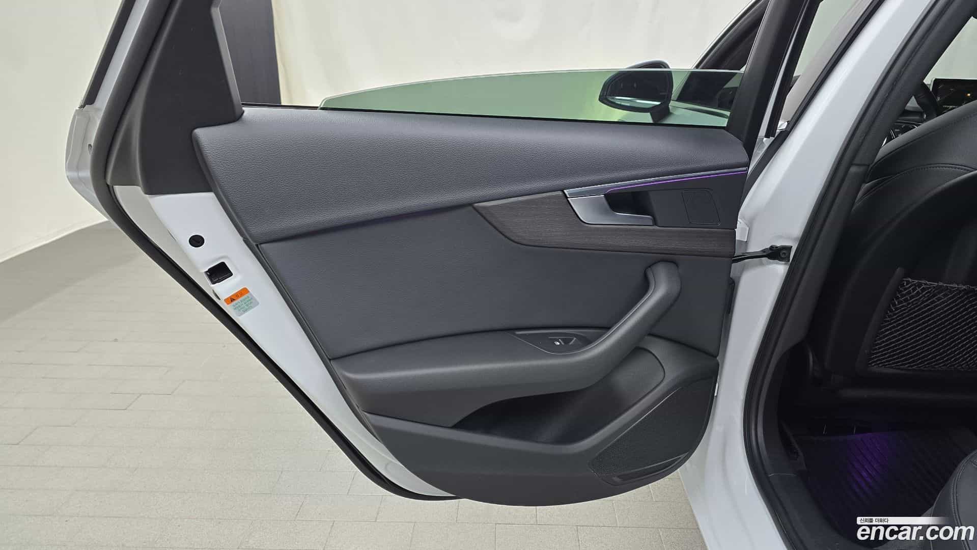 A4 Audi 2019.11-INNER-035