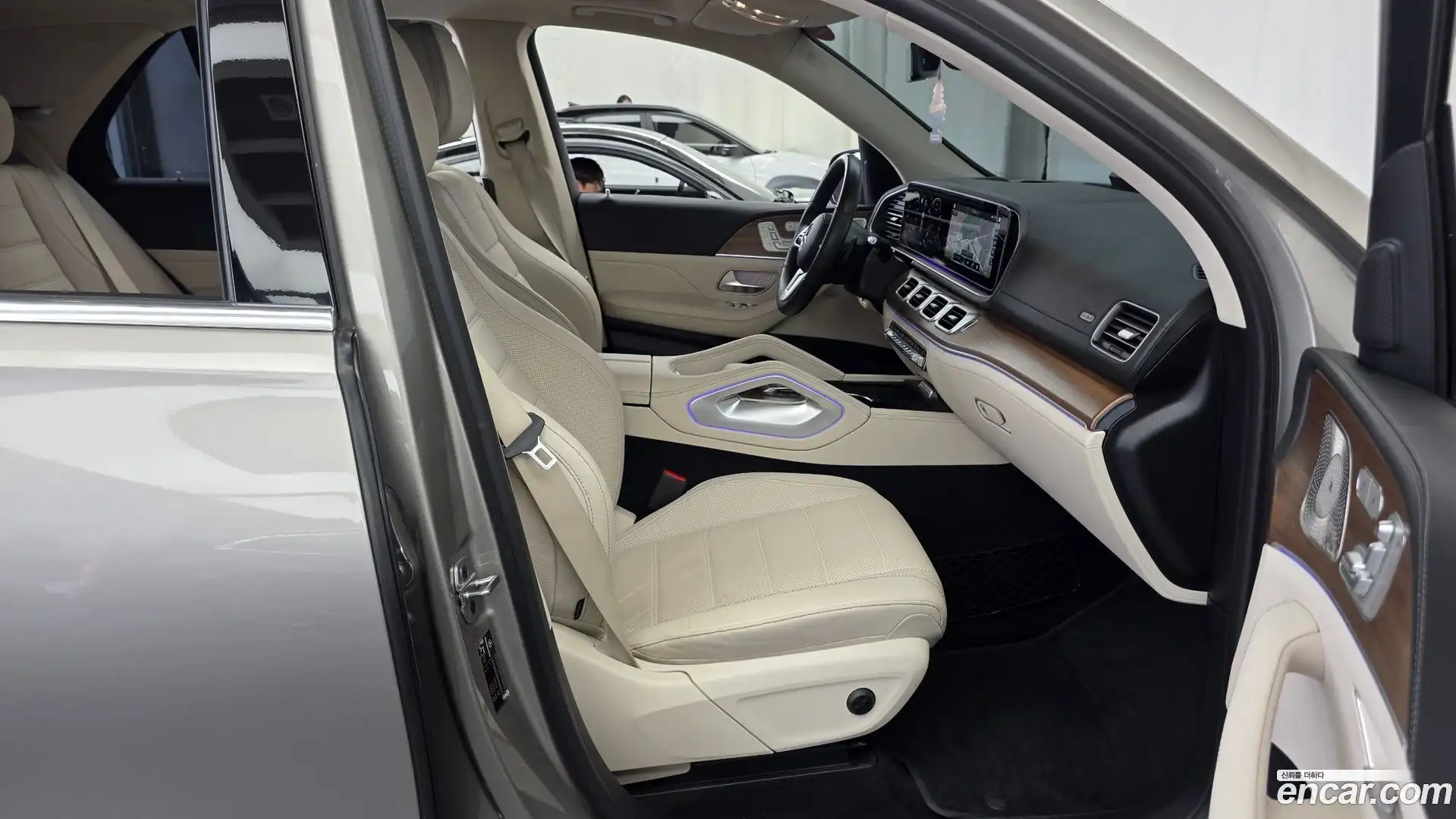 GLE-Class Mercedes-Benz 2021.3-OPTION-015