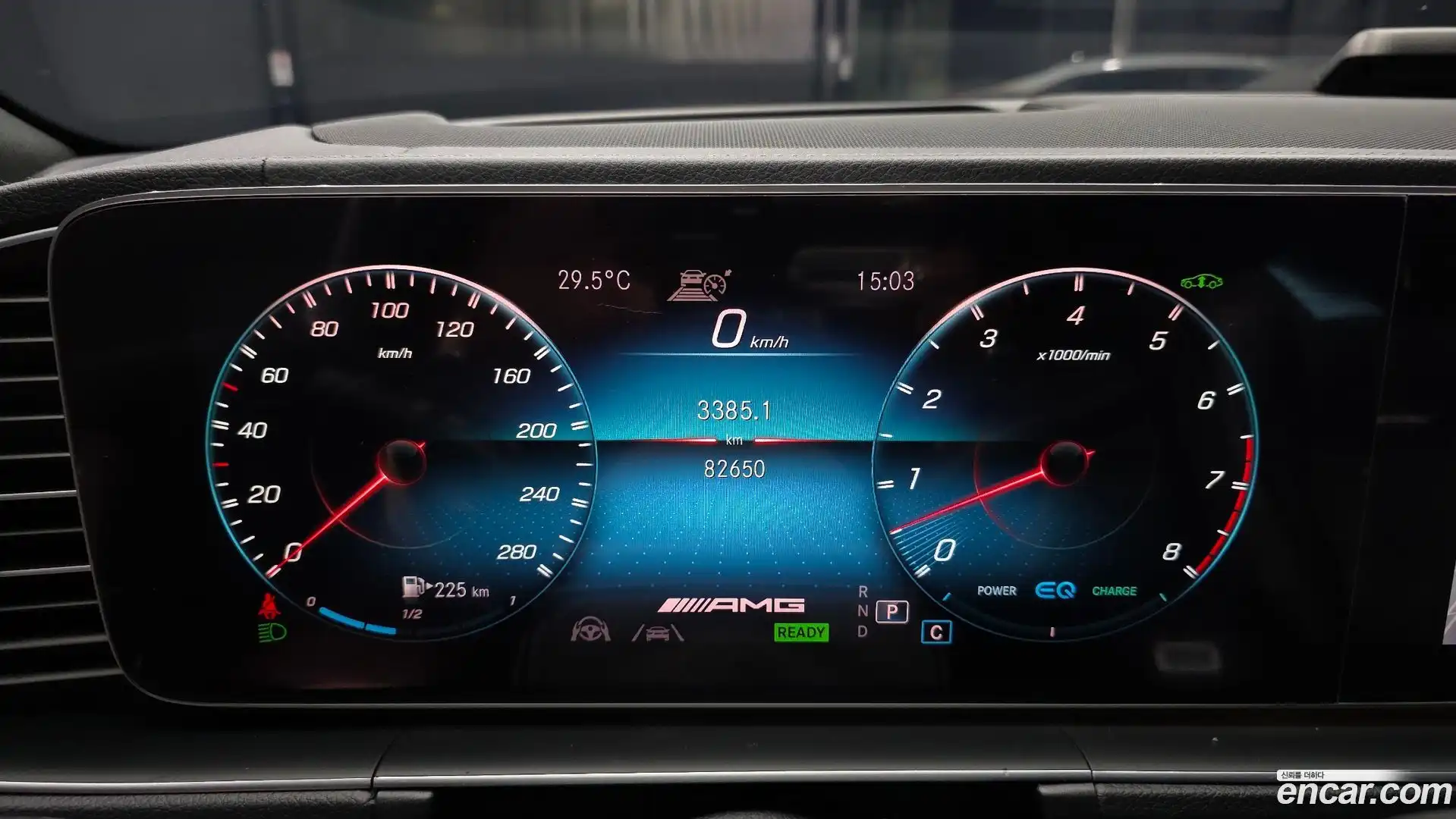GLE-Class Mercedes-Benz 2020.11-INNER-008
