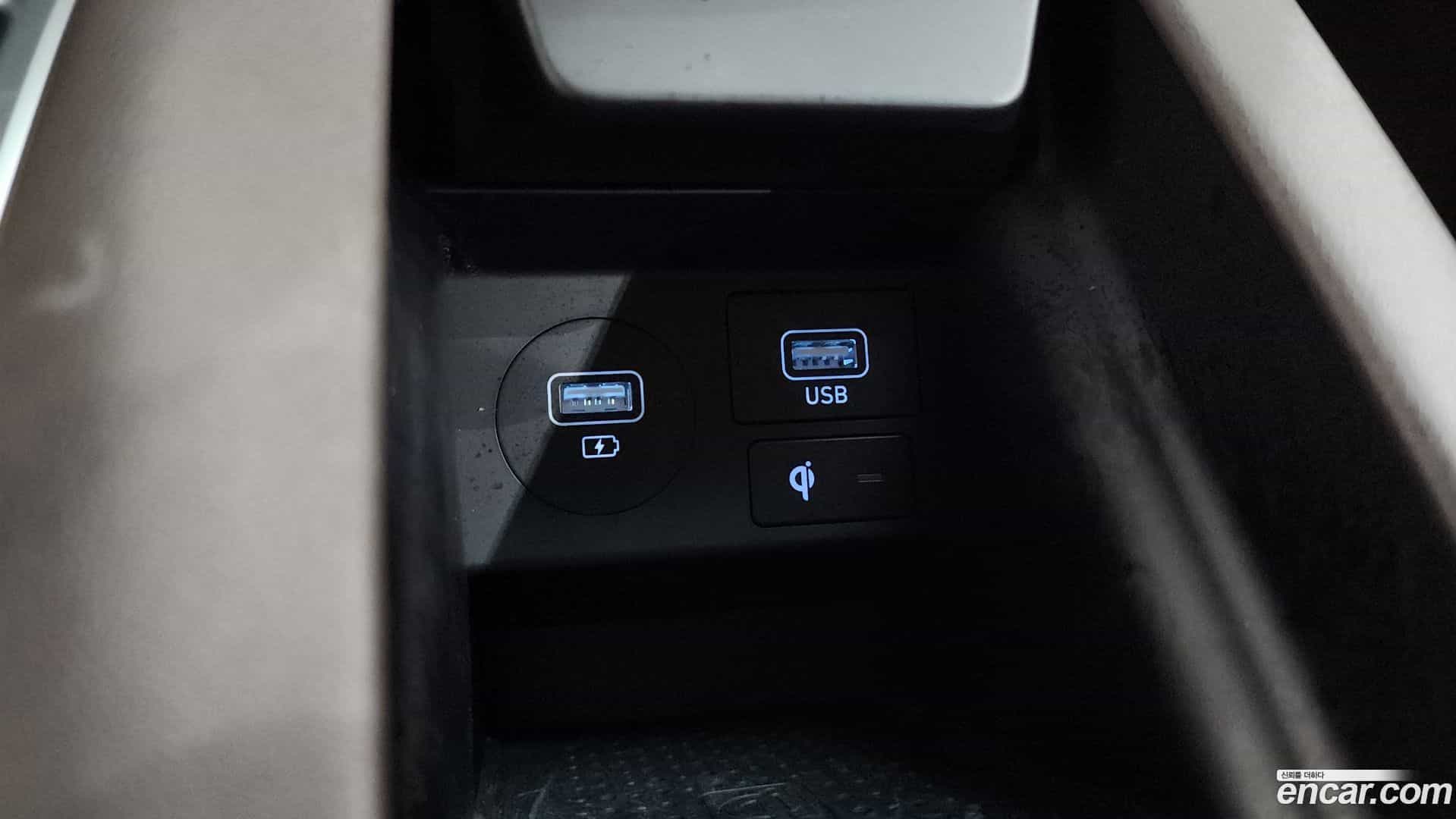 Grandeur Hyundai 2021.1-OPTION-016