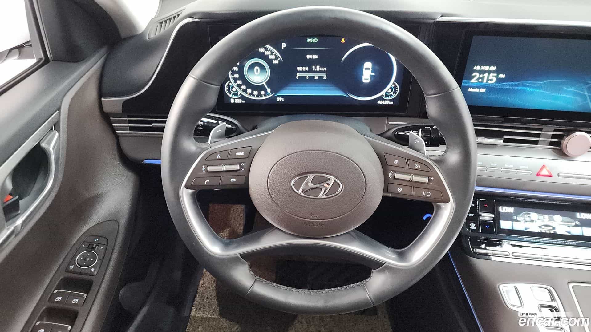 Grandeur Hyundai 2021.1-OPTION-018