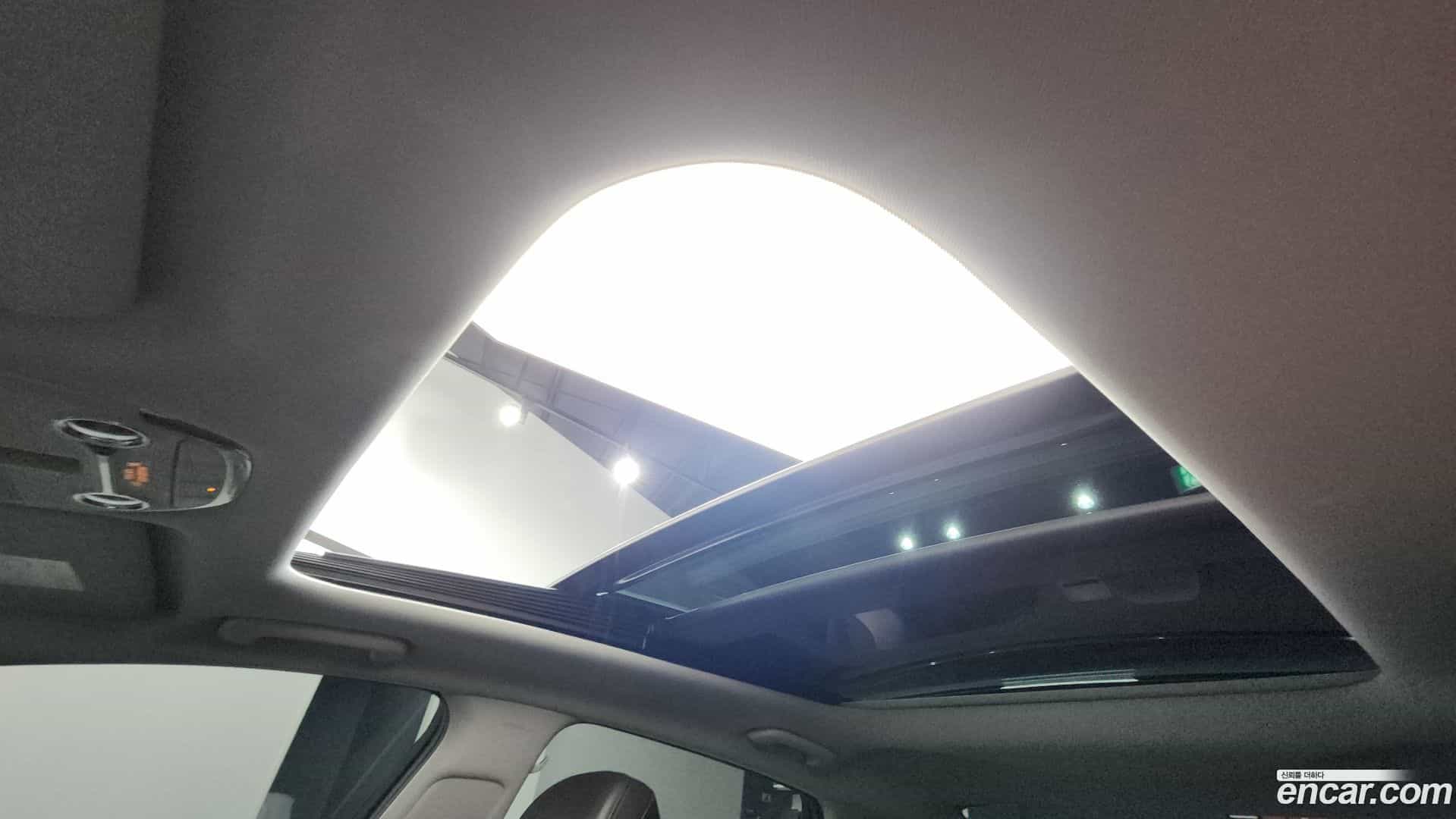 Grandeur Hyundai 2021.1-OPTION-021