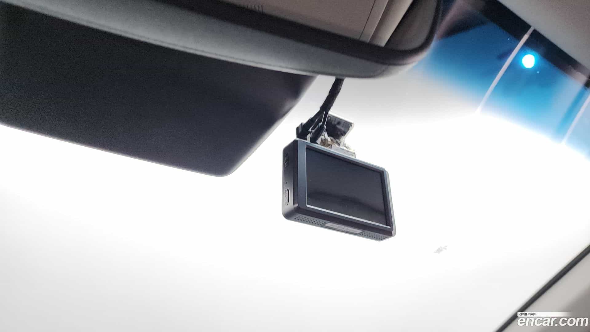 Grandeur Hyundai 2021.1-OPTION-040