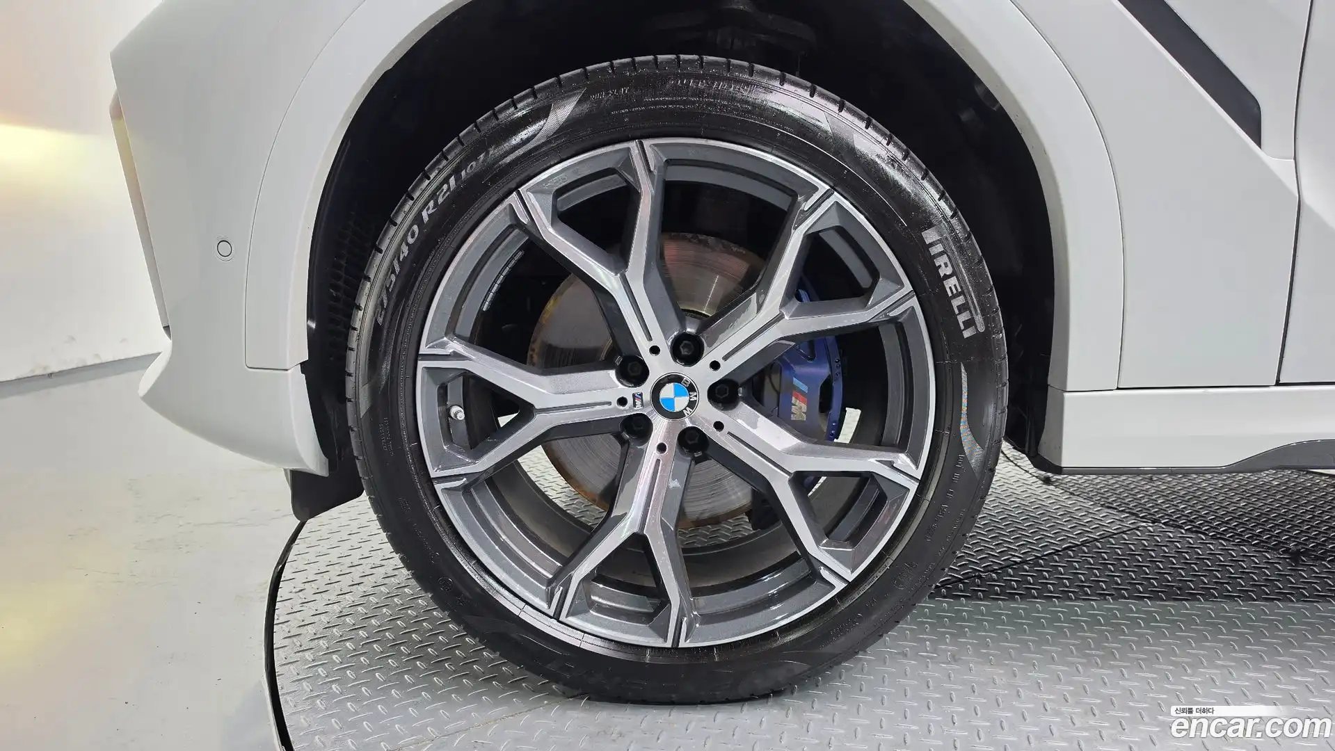 X6 BMW 2021.4-OUTER-005