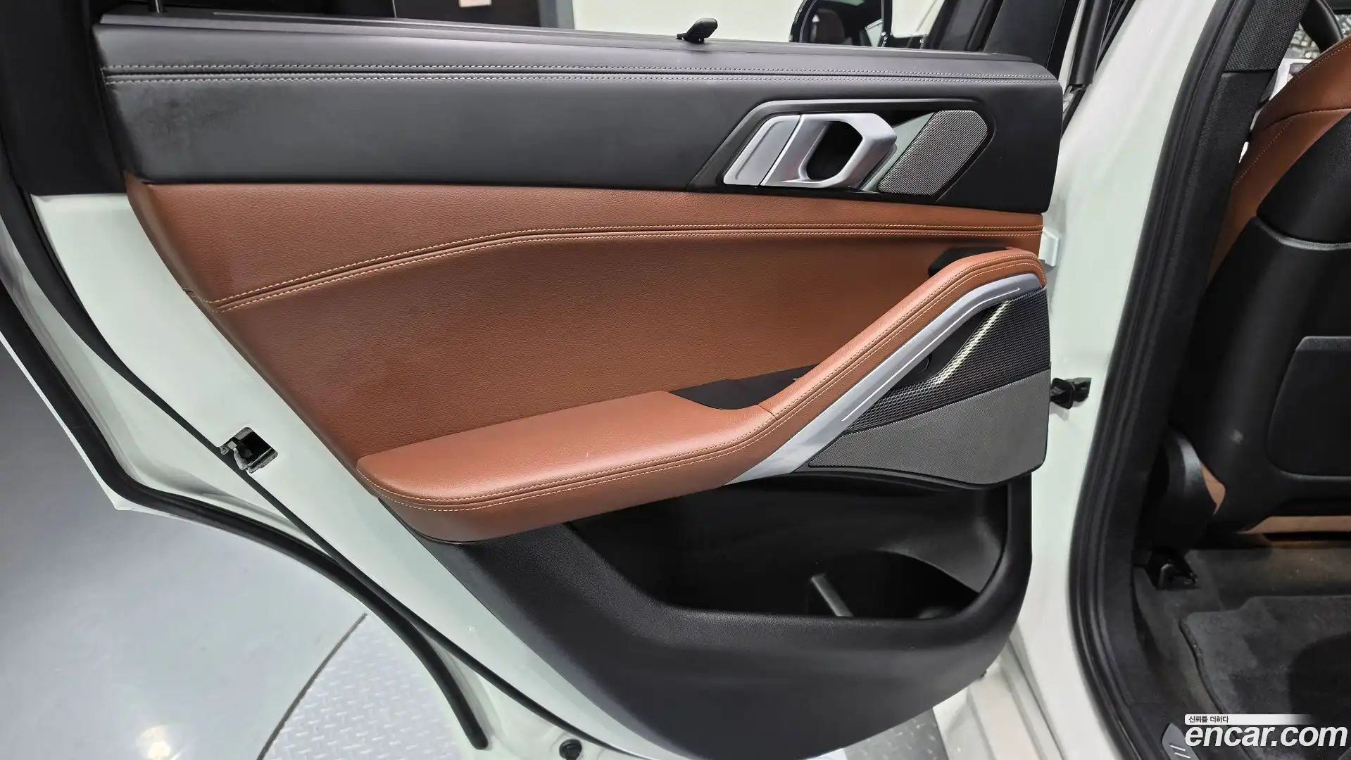 X6 BMW 2021.4-INNER-035